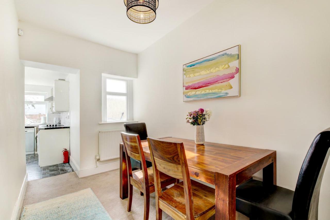 Lovely 3 Bed House In Bristolヴィラ エクステリア 写真